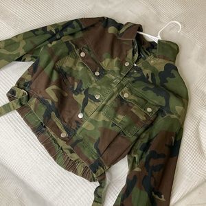 Forever 21 camo jacket